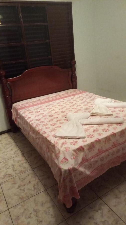 Hospedaria Girassol Guest house *